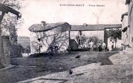 chateau de Vouthon